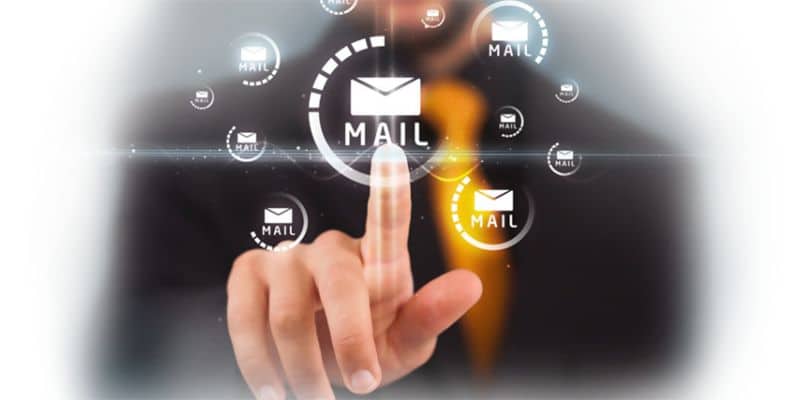 Liên hệ nhà cái qua Email được nhiều người chơi lựa chọn